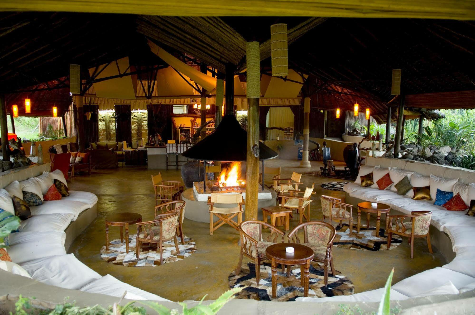 Mbweha Camp Hotel Elmenteita Luaran gambar