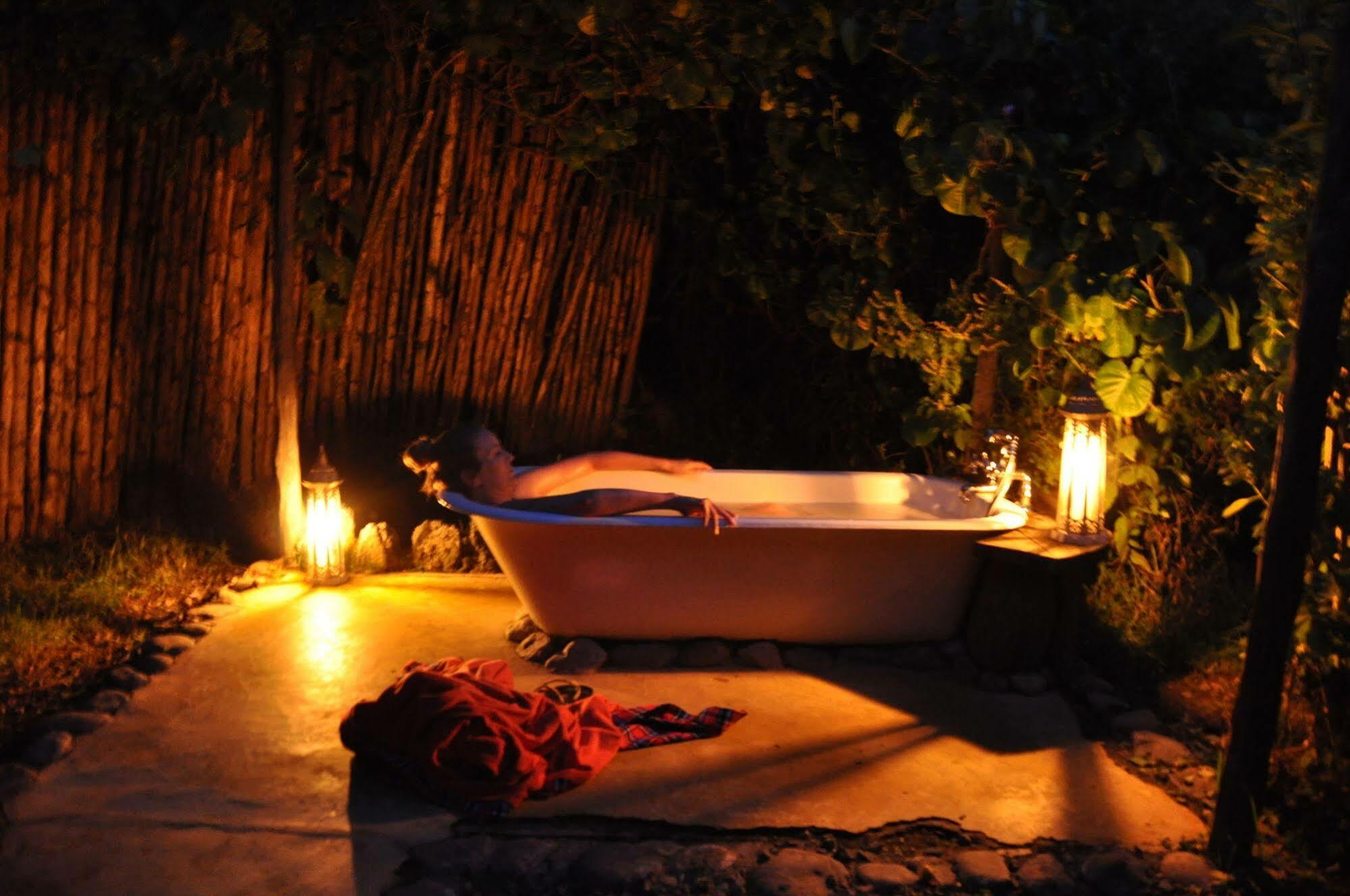 Mbweha Camp Hotel Elmenteita Luaran gambar
